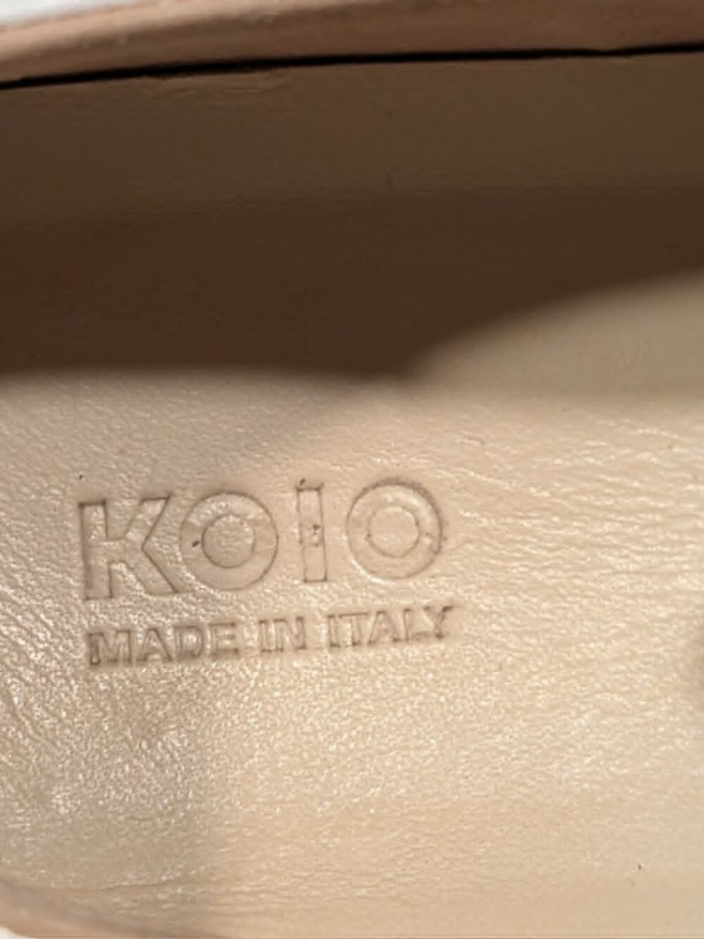 KOIO - Picture 3 of 3